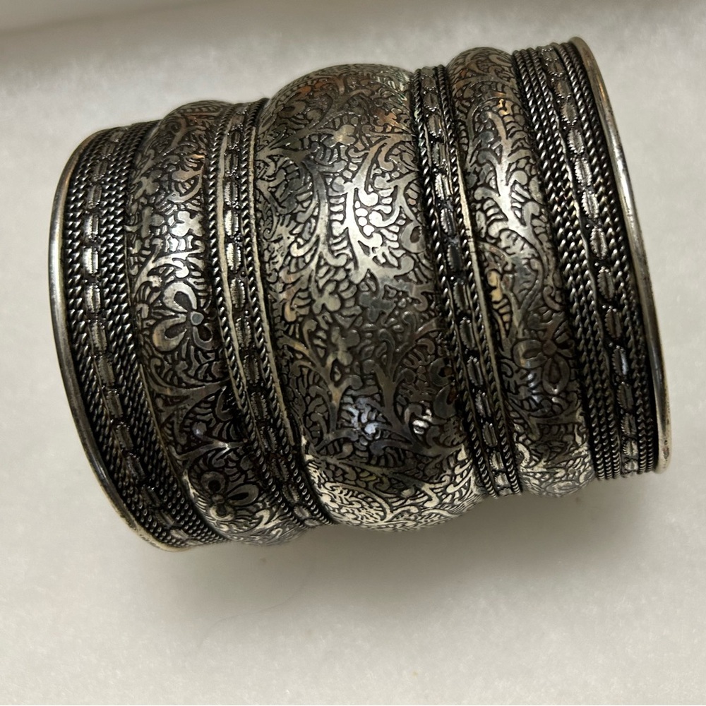3 inch silver Estate bracelet